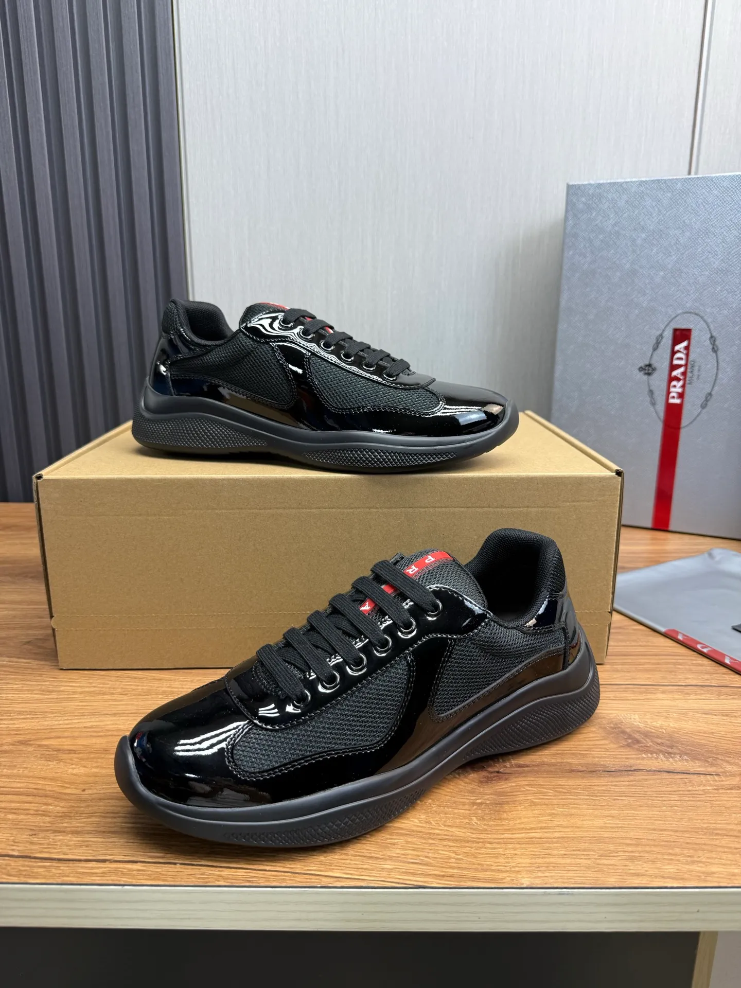 Men's shoes 640💰 [PRADA] Hot selling items🔥Must be recommended every day~~ Official website synchronized, 1:1 high quality shipments✔️ Imported cowhide fabric, rubber material + cowhide lining, original bottom, high-end airplane box packaging🎁 38-45 (38.45 custom-made, non-returnable)